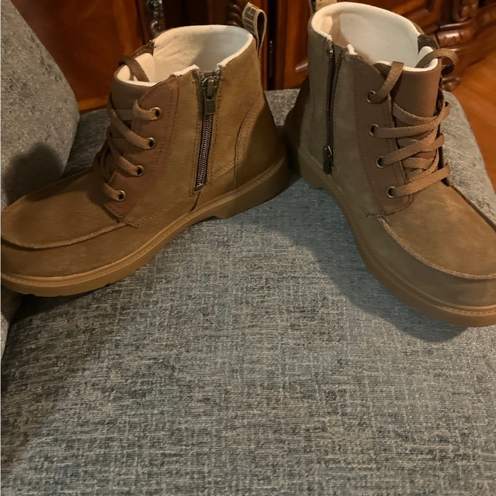 Uggs Boots - image 4